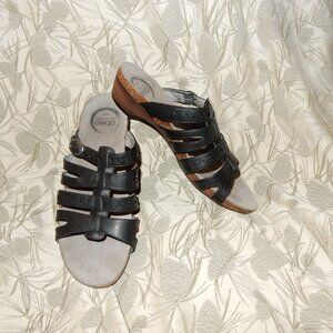 Abeo Paula Black Leather Strappy Comfy Buckle 8N Slide Sandals Women’s Size N8
